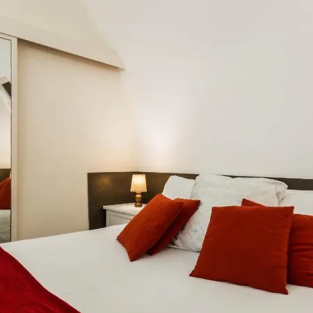 Apartamento Colosseum Townhouse *