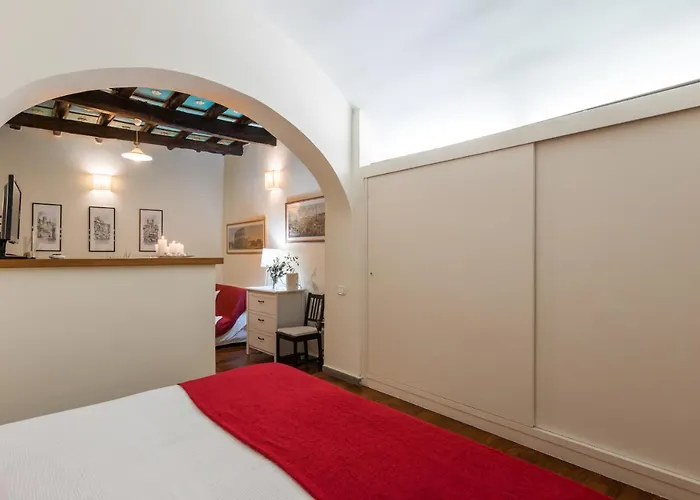 Colosseum Townhouse Apartment *